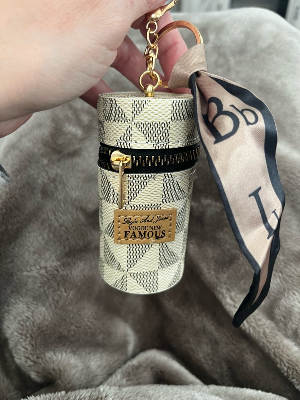 Mini Coin key chain bag - Picture 4 of 7